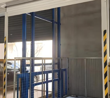 崖城镇九恒升降货梯推出智能互联新品 赋能物流仓储高效升级